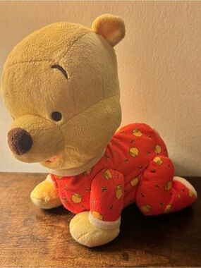 Disney Baby Winnie the Pooh Musical Crawling Pals Interactive Plush Just Play